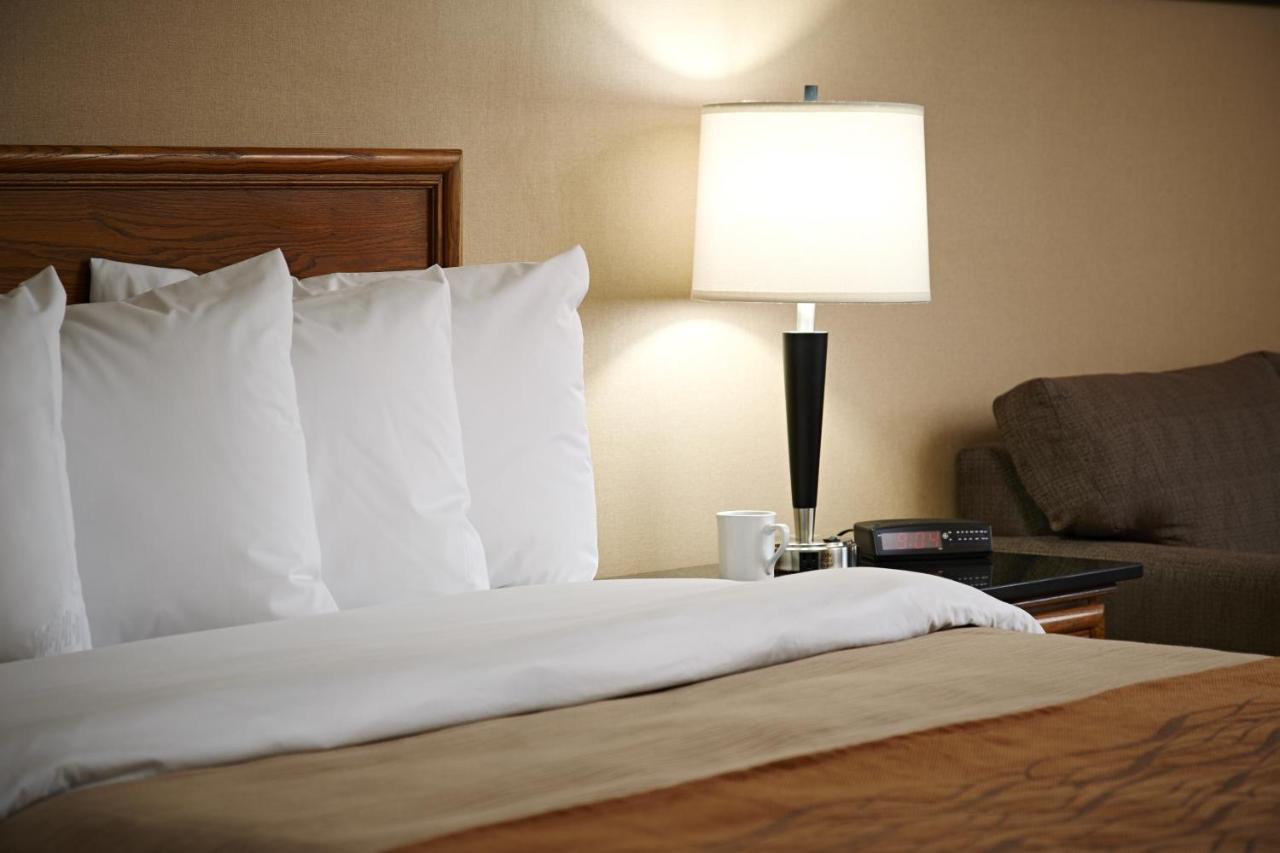 Comfort Inn Laval Exteriör bild