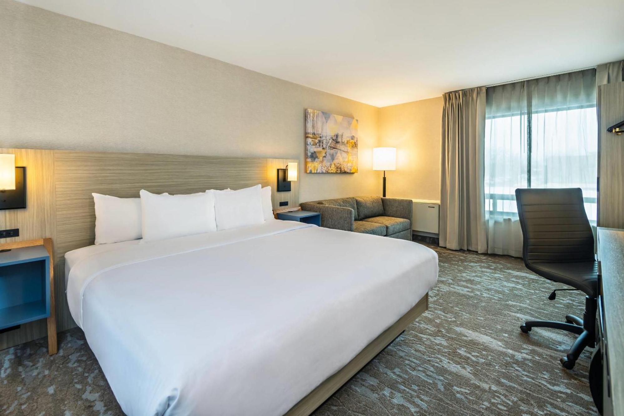Comfort Inn Laval Exteriör bild